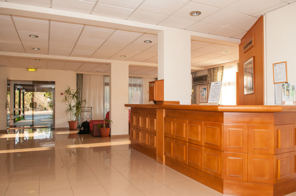 Harry'S Hotel Протарас Екстериор снимка