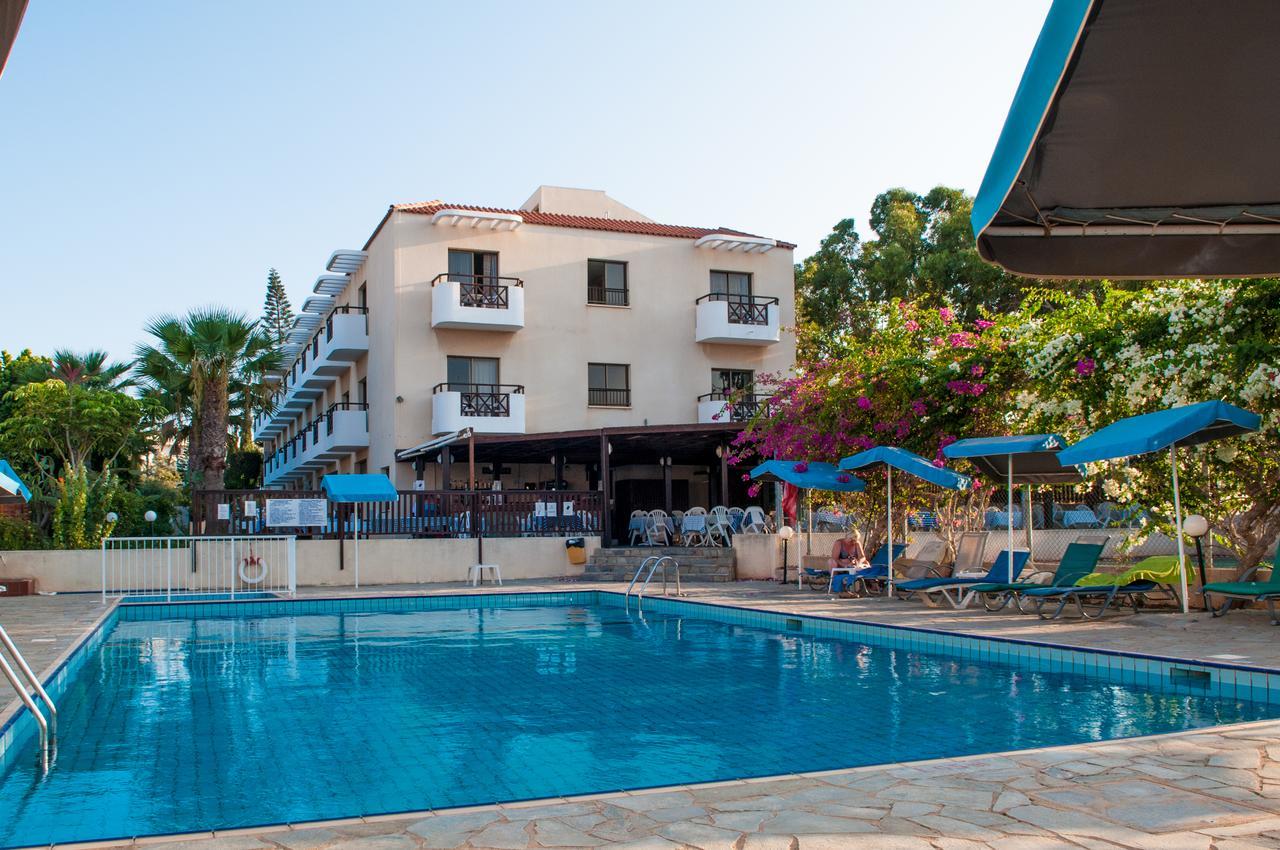 Harry'S Hotel Протарас Екстериор снимка